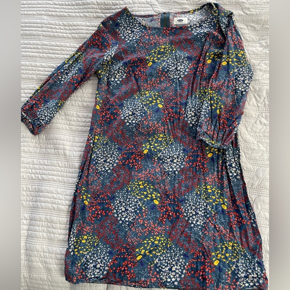 Old Navy Floral Shift Dress - Picture 1 of 4
